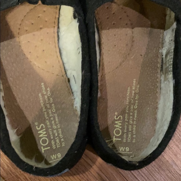 Toms - Picture 4 of 4